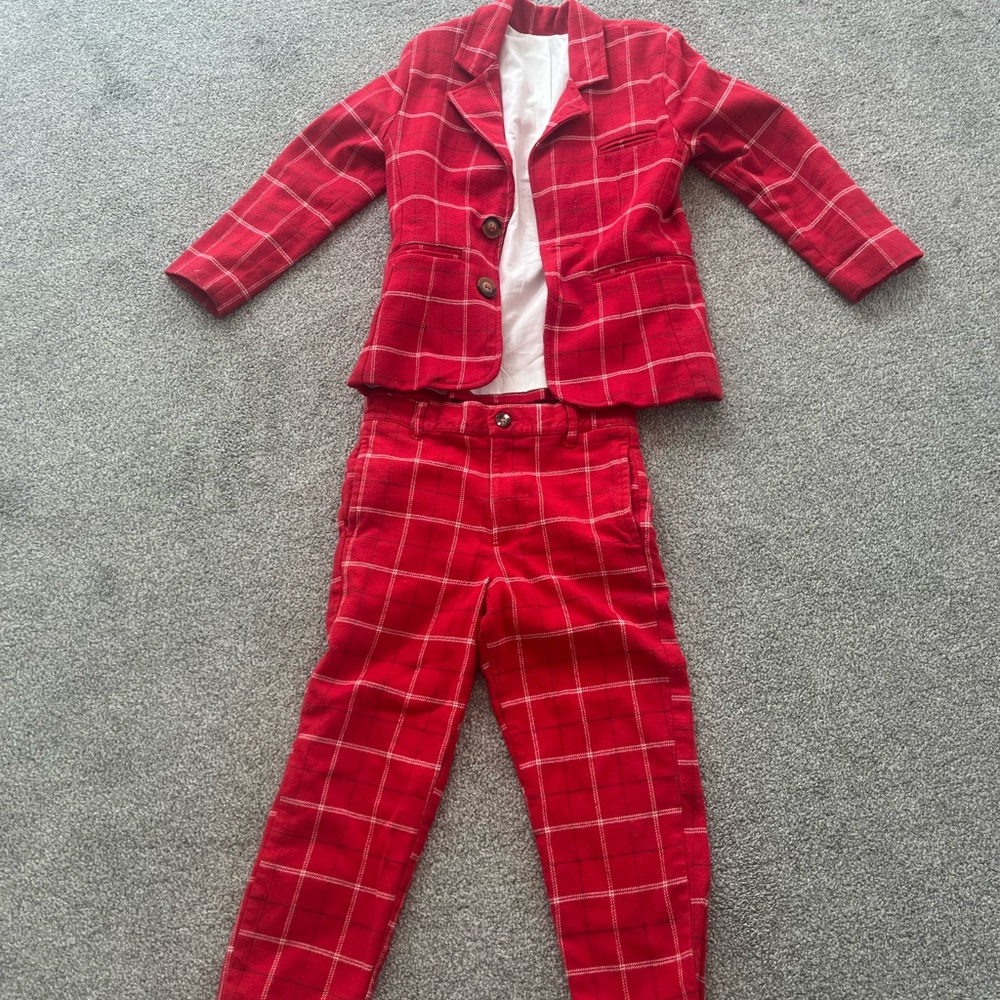 Bella Bliss boys Christmas suit Size 5